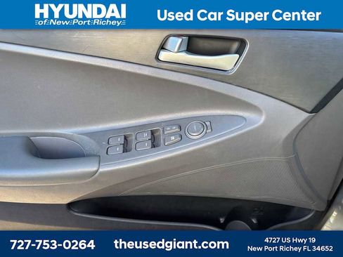Used 2013 Hyundai Sonata GLS image 9