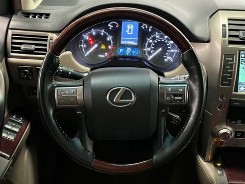 Used 2014 Lexus GX 460 w/ Premium Package AWD/4WD image 8