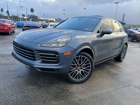 Used 2019 Porsche Cayenne image 2