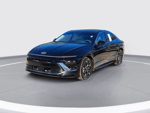 Certified 2024 Hyundai Sonata SEL image 1