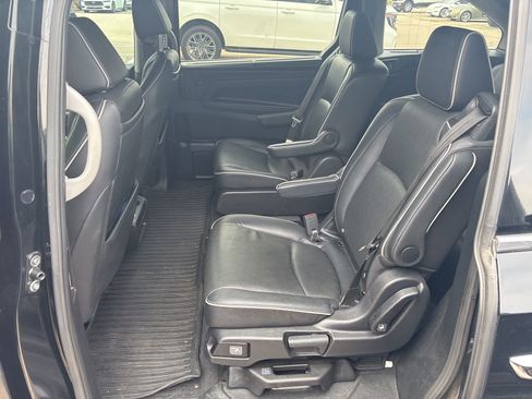 Used 2023 Honda Odyssey Elite image 6