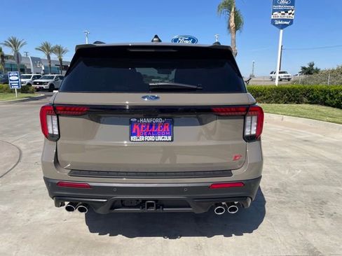 New 2026 Ford Explorer ST AWD/4WD image 4