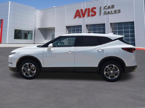 Used 2025 Chevrolet Blazer LT FWD image 10