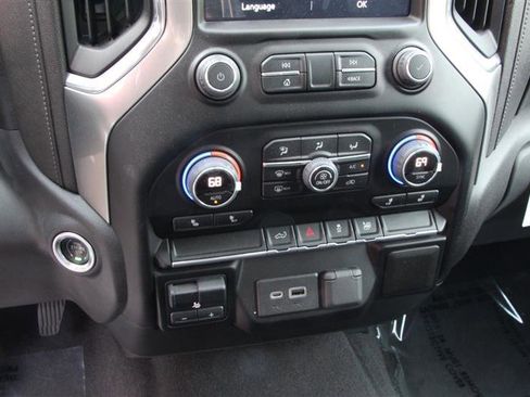 Used 2021 Chevrolet Silverado 1500 RST w/ Redline Edition AWD/4WD image 37