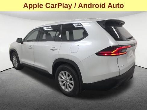 Used 2026 Toyota Grand Highlander AWD image 8