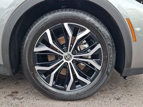 Certified 2026 Toyota Crown AWD/4WD image 8