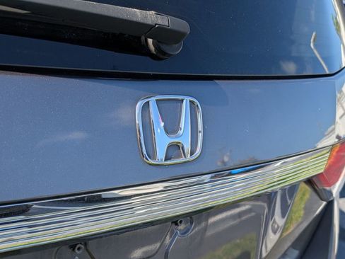 Used 2016 Honda Odyssey LX image 9