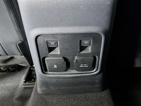 Used 2023 Ford Bronco Wildtrak image 26