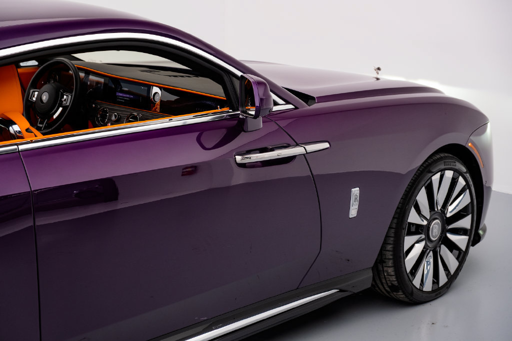 Used 2024 Rolls-Royce Spectre w/ Spectre Launch Package AWD/4WD image 23