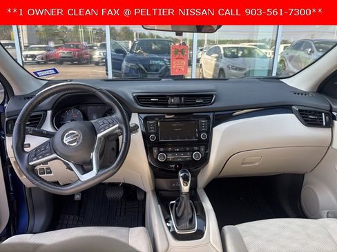 Used 2022 Nissan Rogue Sport SV image 9