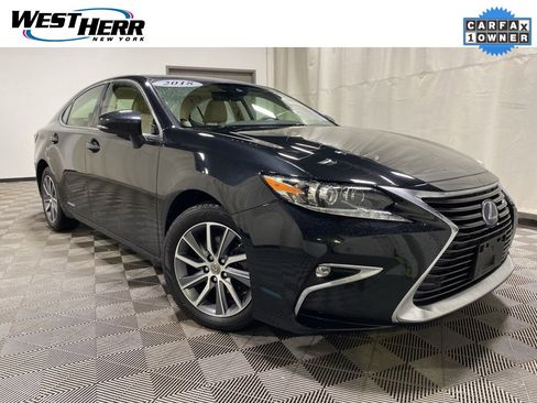 Used 2018 Lexus ES 300h image 1