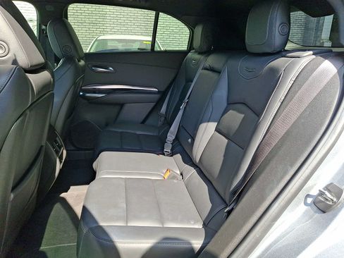 Used 2023 Cadillac XT4 Luxury w/ Cold Weather Package AWD/4WD image 8