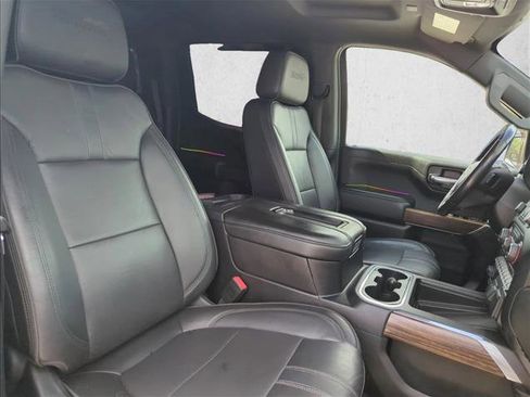 Used 2019 Chevrolet Silverado 1500 High Country AWD/4WD image 25