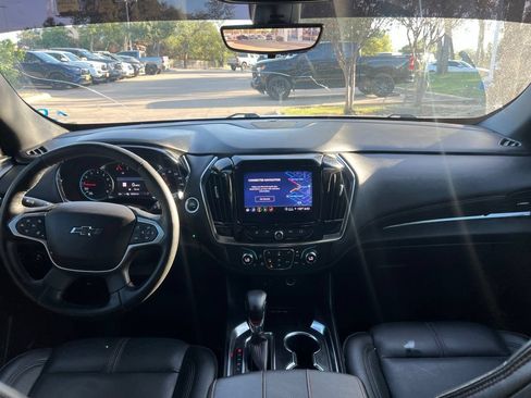 Used 2023 Chevrolet Traverse RS AWD/4WD image 14