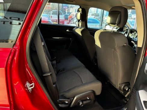 Used 2018 Dodge Journey SE w/ Blacktop Package image 37