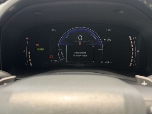 Used 2025 Toyota Camry SE w/ Convenience Package FWD image 22