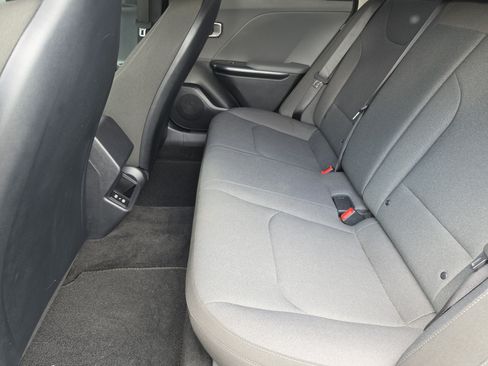 Used 2025 Kia K4 FWD image 8