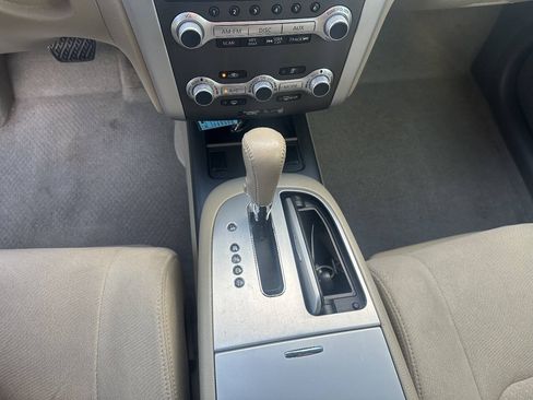 Used 2013 Nissan Murano SV AWD/4WD image 16