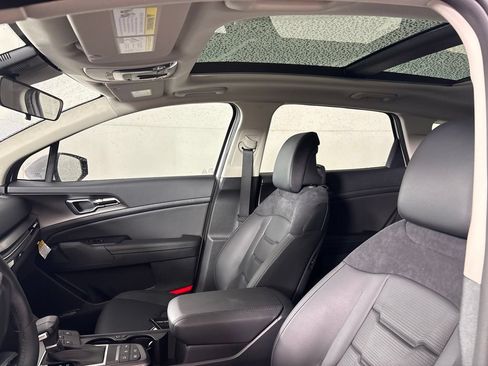 New 2026 Kia Sportage SX FWD image 28