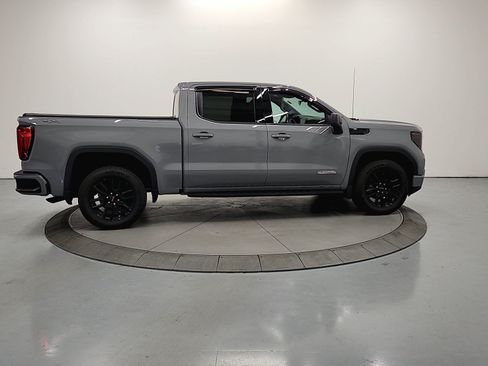 Used 2024 GMC Sierra 1500 Elevation AWD/4WD image 9