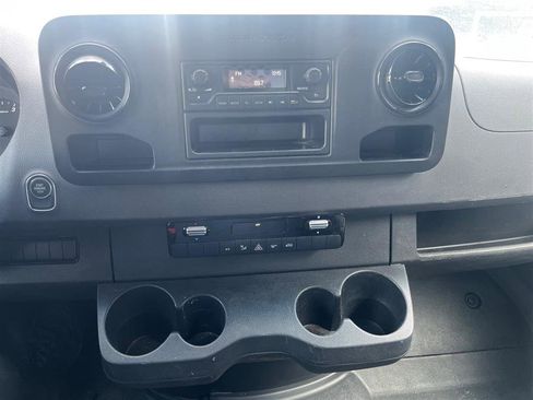 Used 2022 Mercedes-Benz Sprinter 2500 image 18