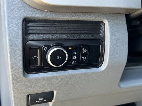 Used 2025 Ford F250 XLT w/ FX4 Off-Road Package image 17