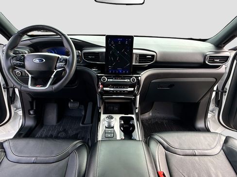 Used 2023 Ford Explorer ST w/ Equipment Group 401A image 3
