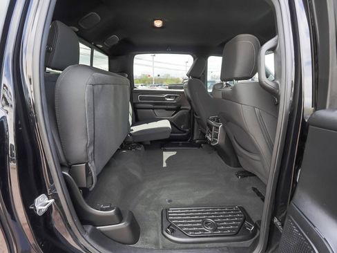 Used 2023 RAM 1500 Big Horn AWD/4WD image 24