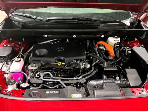 Used 2025 Toyota RAV4 XLE w/ Convenience Package AWD/4WD image 32