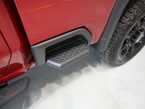 New 2026 GMC Sierra 2500 AT4 w/ AT4 Premium Plus Package AWD/4WD image 34