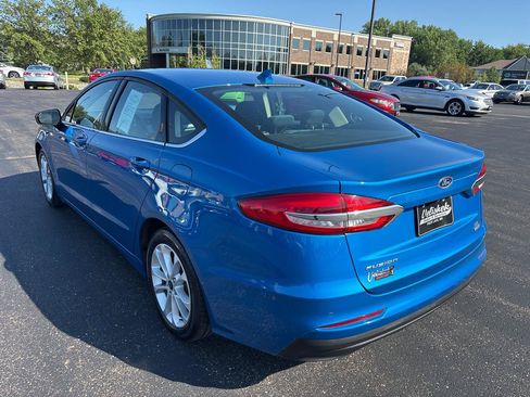 Used 2020 Ford Fusion SE FWD image 5