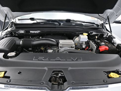 Used 2021 RAM 1500 Laramie AWD/4WD image 30