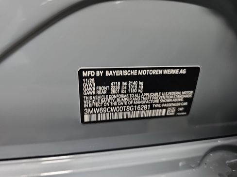 New 2026 BMW 330i Sedan w/ M Sport Package image 38