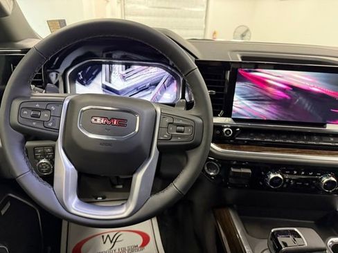 New 2026 GMC Sierra 1500 Elevation w/ Elevation Premium Package AWD/4WD image 18