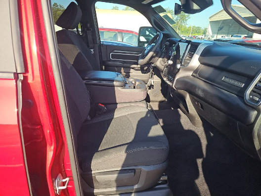 Used 2026 RAM 2500 Big Horn AWD/4WD image 3