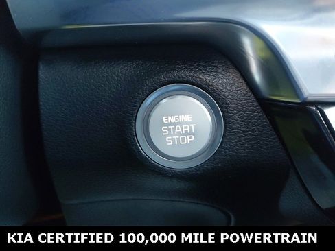 Certified 2022 Kia Telluride S image 17