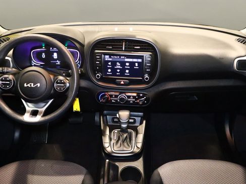 Used 2024 Kia Soul LX w/ Option Group 015 image 21