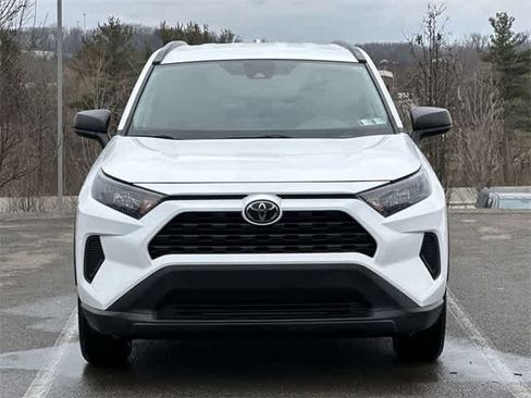 Used 2021 Toyota RAV4 LE image 24
