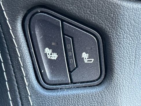 Used 2017 Chevrolet Tahoe LT w/ LT Signature Package image 33