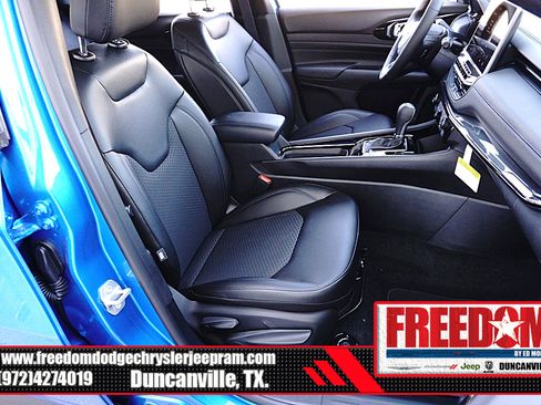 New 2026 Jeep Compass Latitude image 15