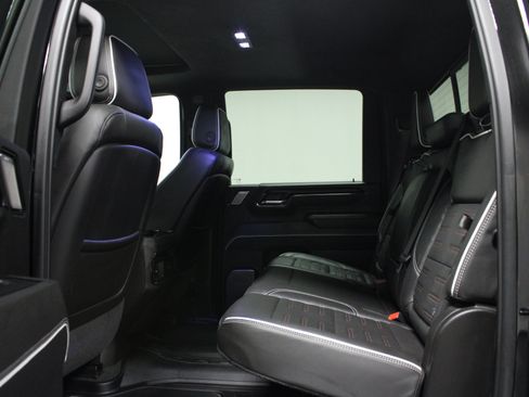 Used 2024 GMC Sierra 2500 AT4X AWD/4WD image 13