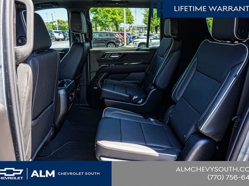 New 2025 Chevrolet Suburban Premier w/ Sun And Tow Package AWD/4WD image 20