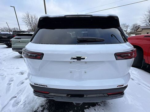 New 2026 Chevrolet Equinox RS image 4
