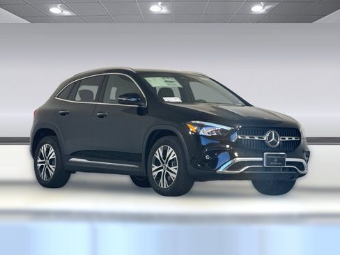 Used 2025 Mercedes-Benz GLA 250 4MATIC image 6