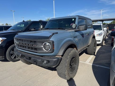 Used 2024 Ford Bronco Black Diamond image 2