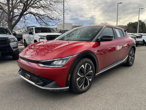 Used 2023 Kia EV6 Wind image 5