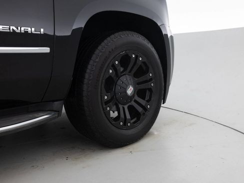 Used 2015 GMC Yukon Denali w/ Touring Package image 18