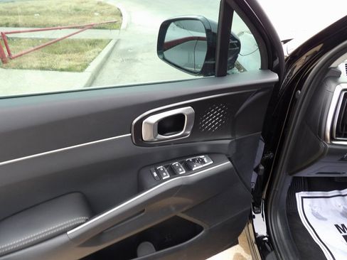 New 2026 Kia Sorento LX image 13