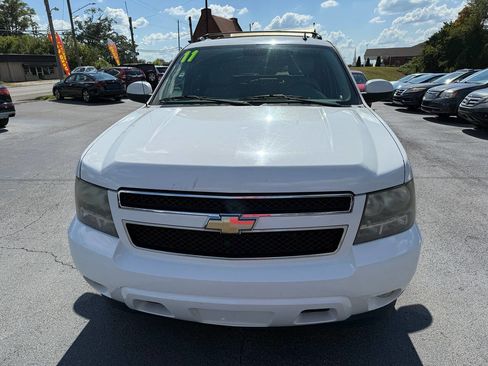 Used 2011 Chevrolet Avalanche LT w/ Luxury Package image 9