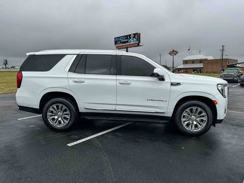 Used 2023 GMC Yukon Denali AWD/4WD image 41